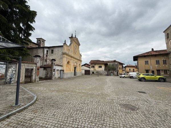 casa semindipendente in vendita a Levone