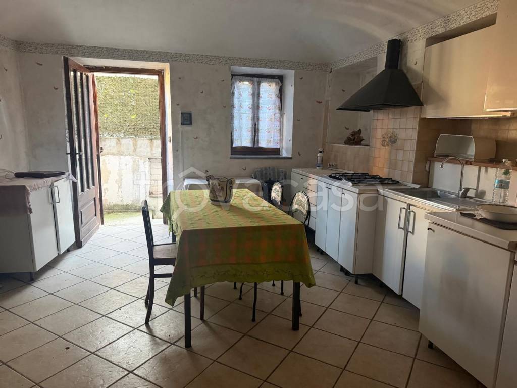 casa indipendente in vendita a Levone