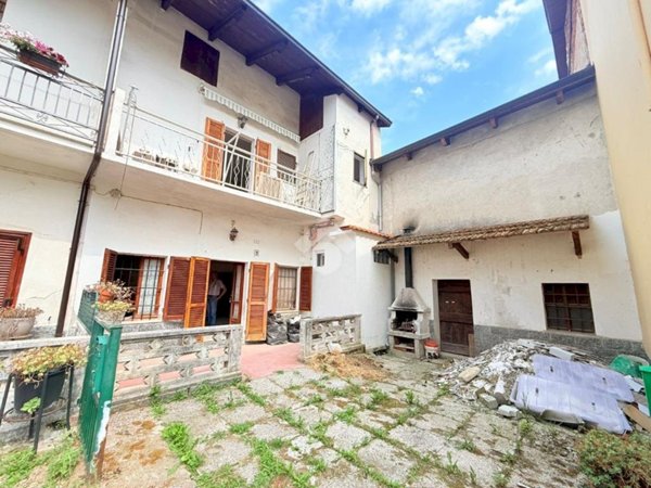 casa semindipendente in vendita a Levone