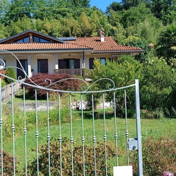 casa indipendente in vendita a Levone