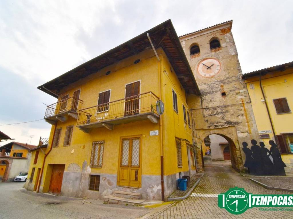 casa indipendente in vendita a Levone
