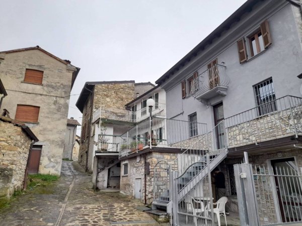 appartamento in vendita a Romagnese in zona Casa