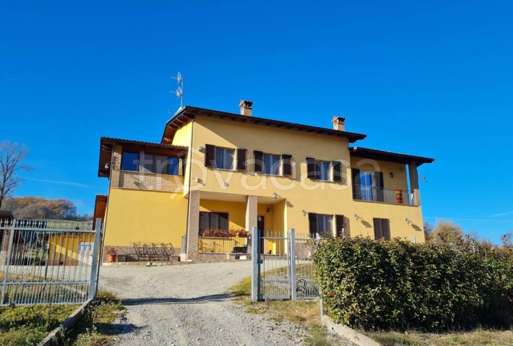 casa indipendente in vendita a Romagnese in zona Casa