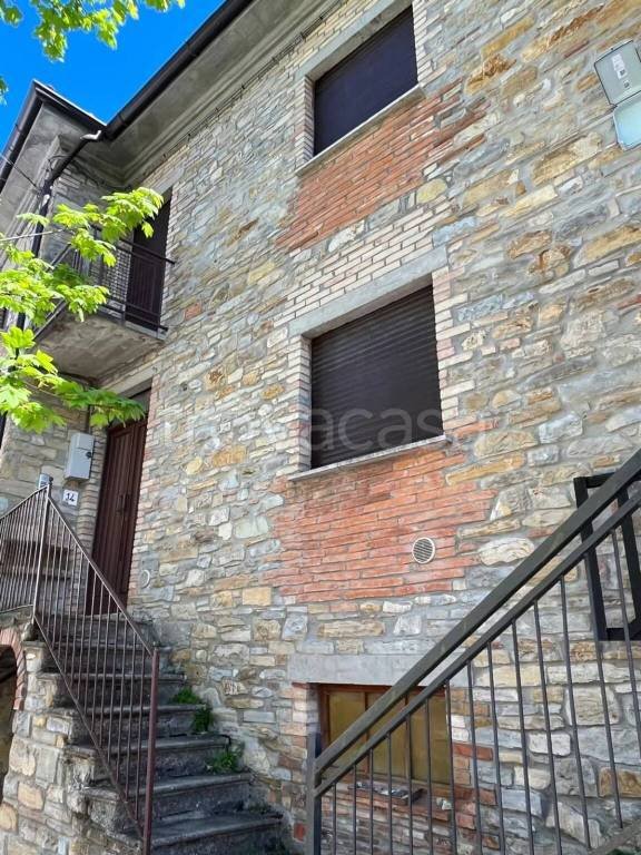 casa indipendente in vendita a Romagnese