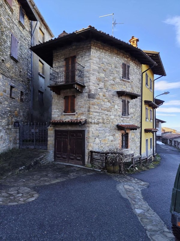 appartamento in vendita a Romagnese in zona Casa