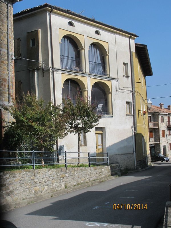 pentavano in vendita a Romagnese in zona Casa