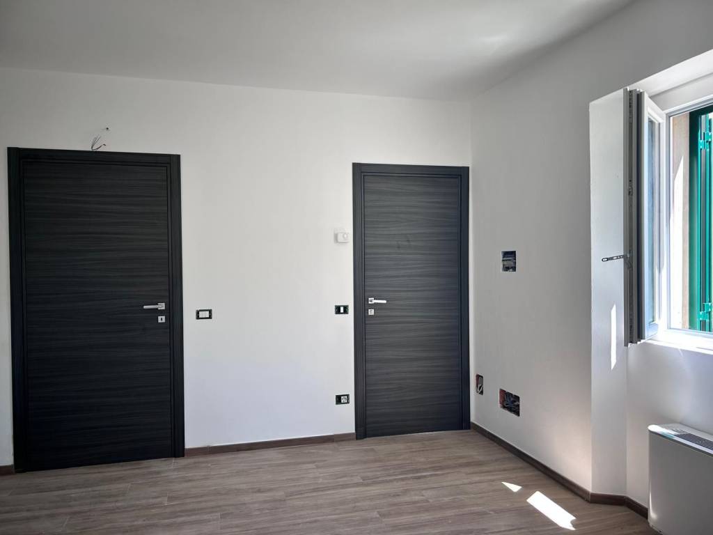 negozio in vendita a Romagnese in zona Ozio