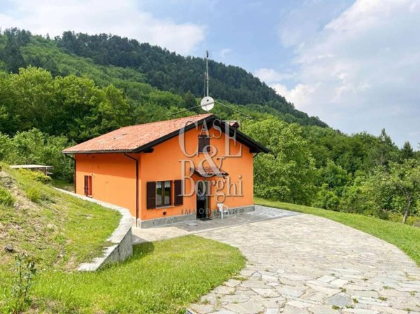 casa indipendente in vendita a Romagnese in zona Casa