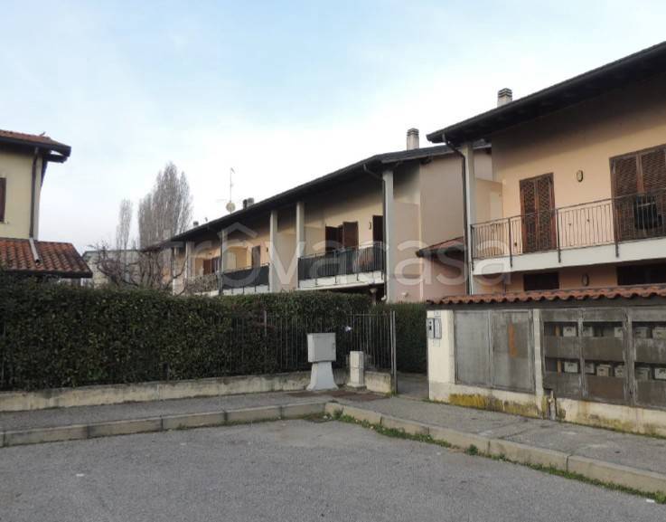 appartamento in vendita a Roncaro