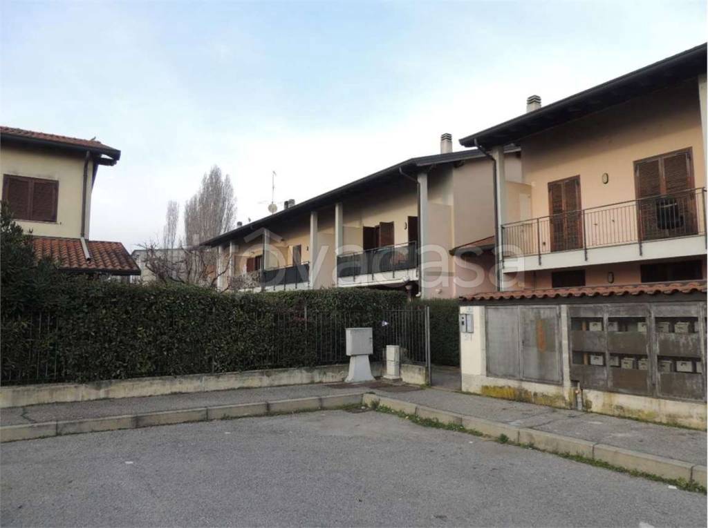 appartamento in vendita a Roncaro