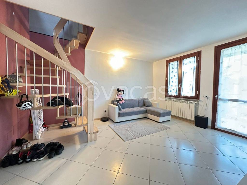 appartamento in vendita a Roncaro