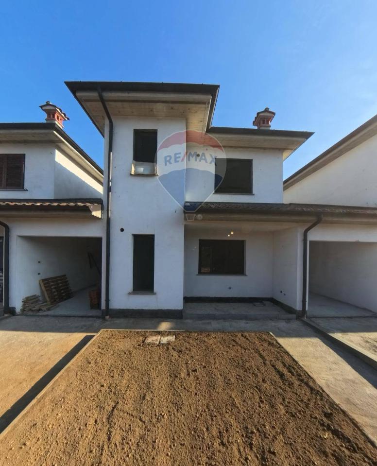 casa indipendente in vendita a Roncaro