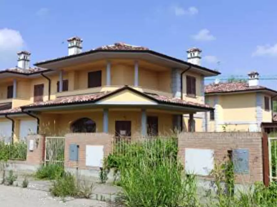 casa indipendente in vendita a Roncaro