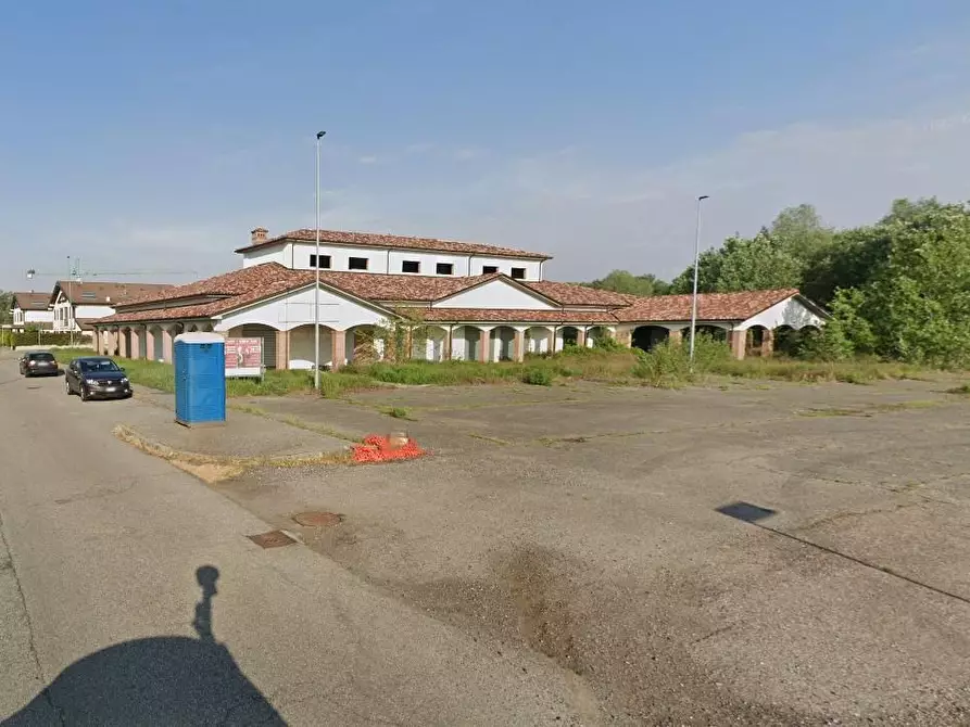 casale in vendita a Roncaro