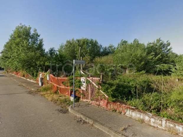 terreno agricolo in vendita a Roncaro