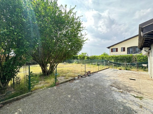 appartamento in vendita a Roncaro