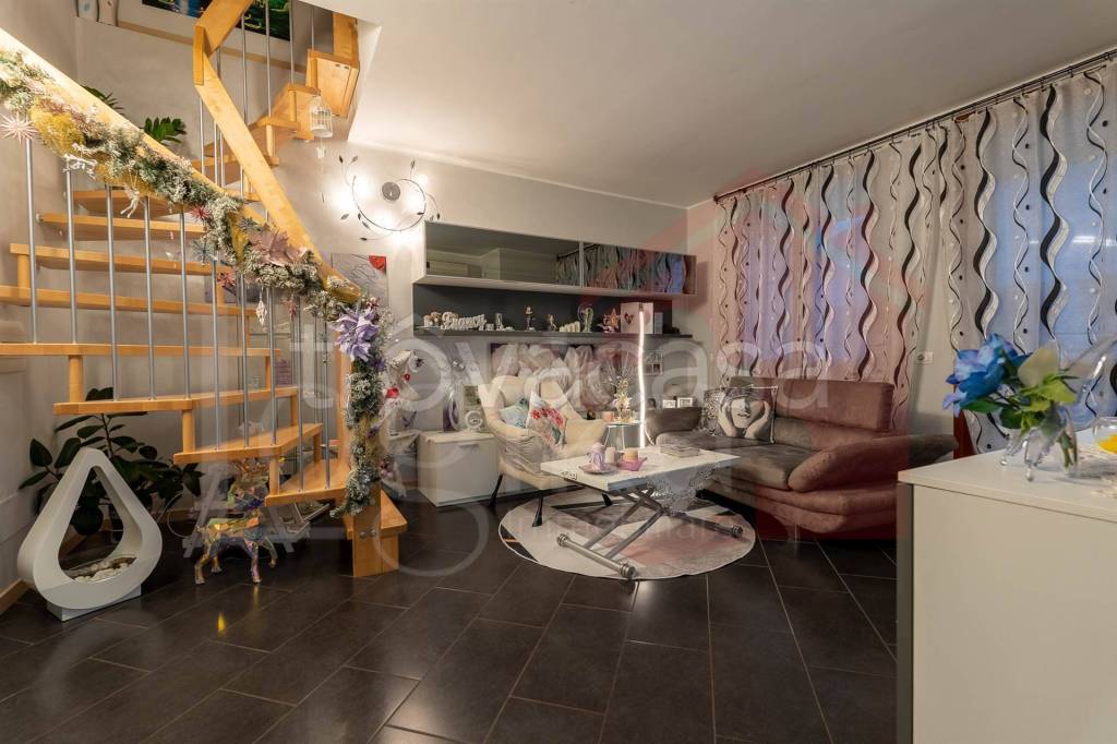 appartamento in vendita a Roncaro