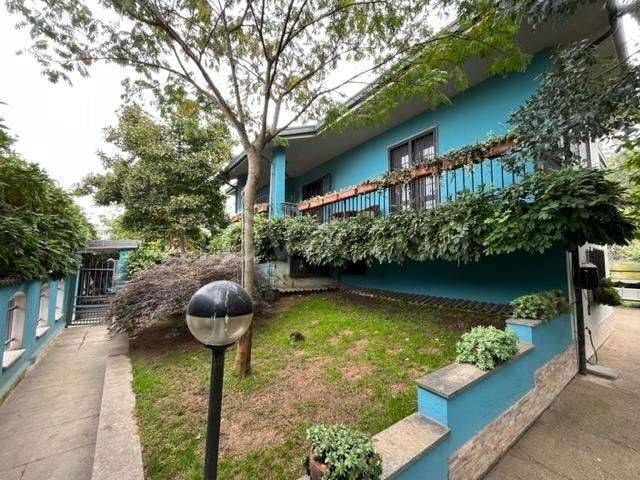 casa indipendente in vendita a Rosasco