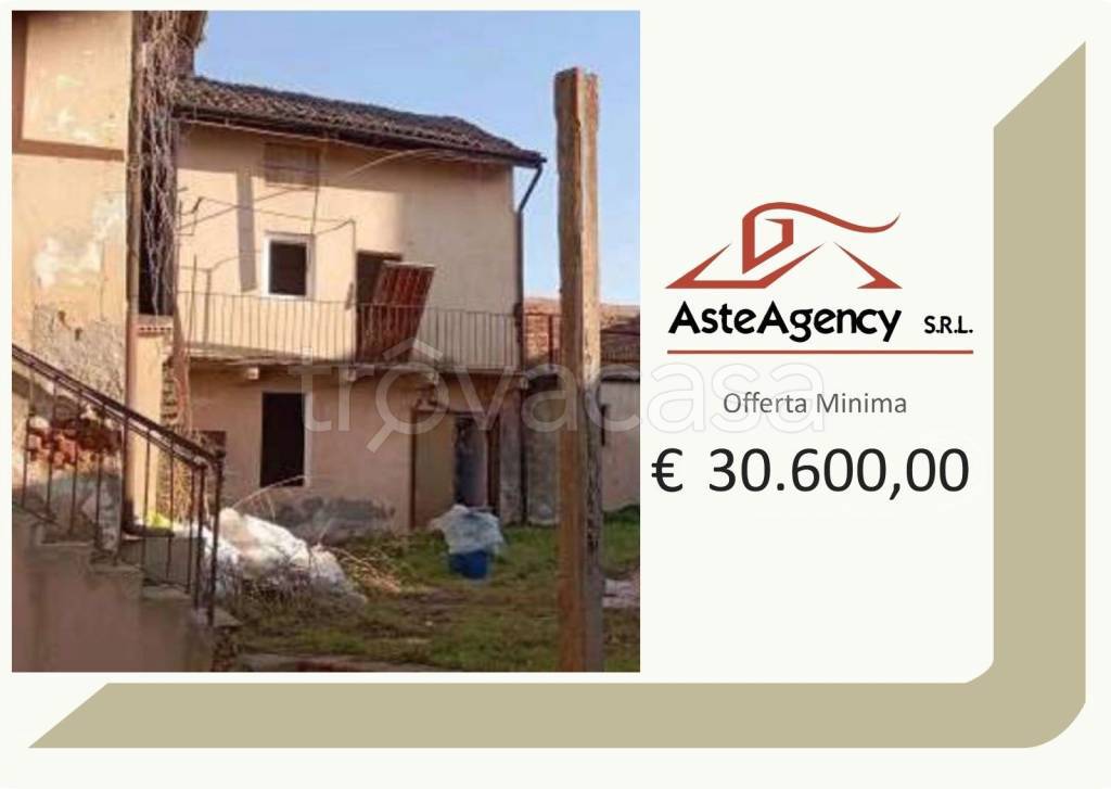 casa indipendente in vendita a Rosasco