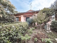 casa indipendente in vendita a Rosasco