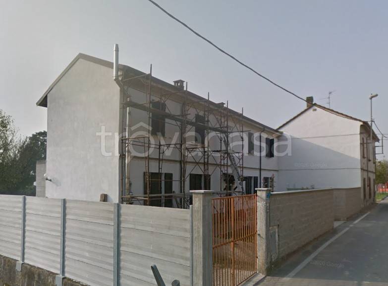 casa indipendente in vendita a Rosasco in zona Rivoltella