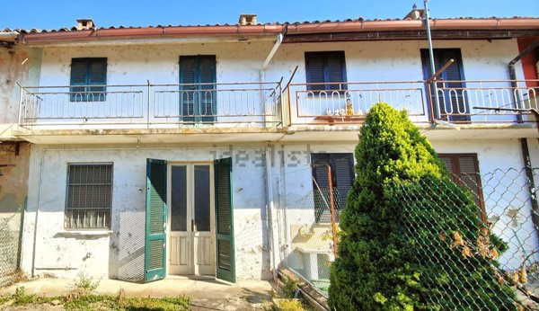 casa indipendente in vendita a Rosasco