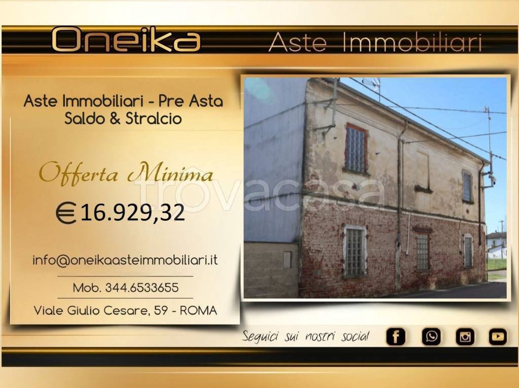 casa indipendente in vendita a Rosasco in zona Rivoltella