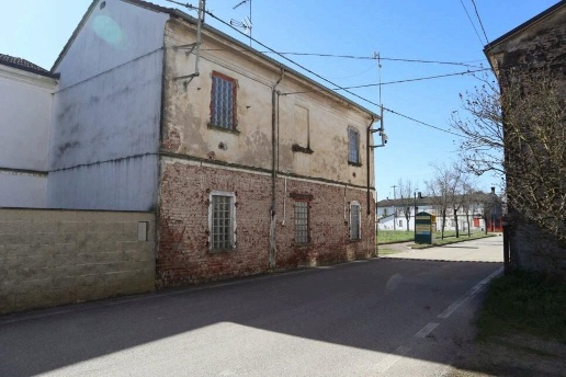 appartamento in vendita a Rosasco in zona Rivoltella