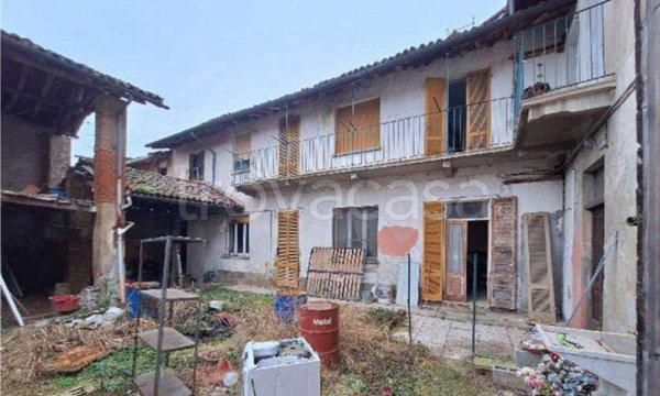 casa indipendente in vendita a Rosasco