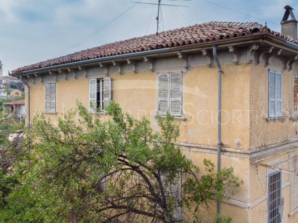 casa indipendente in vendita a Rovescala
