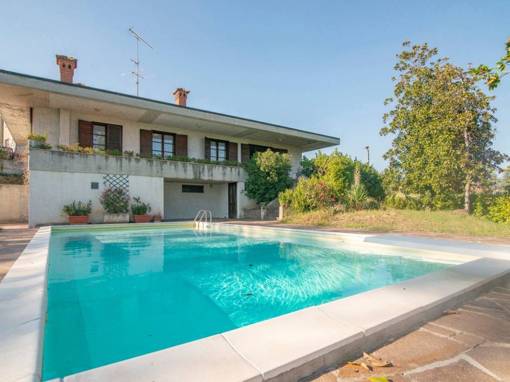 casa indipendente in vendita a Rovescala