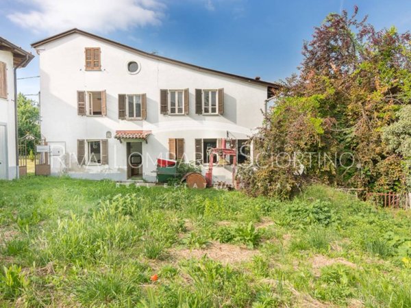 casa indipendente in vendita a Rovescala in zona Croce
