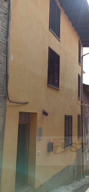 appartamento in vendita a Rovescala