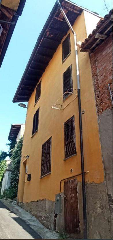 appartamento in vendita a Rovescala