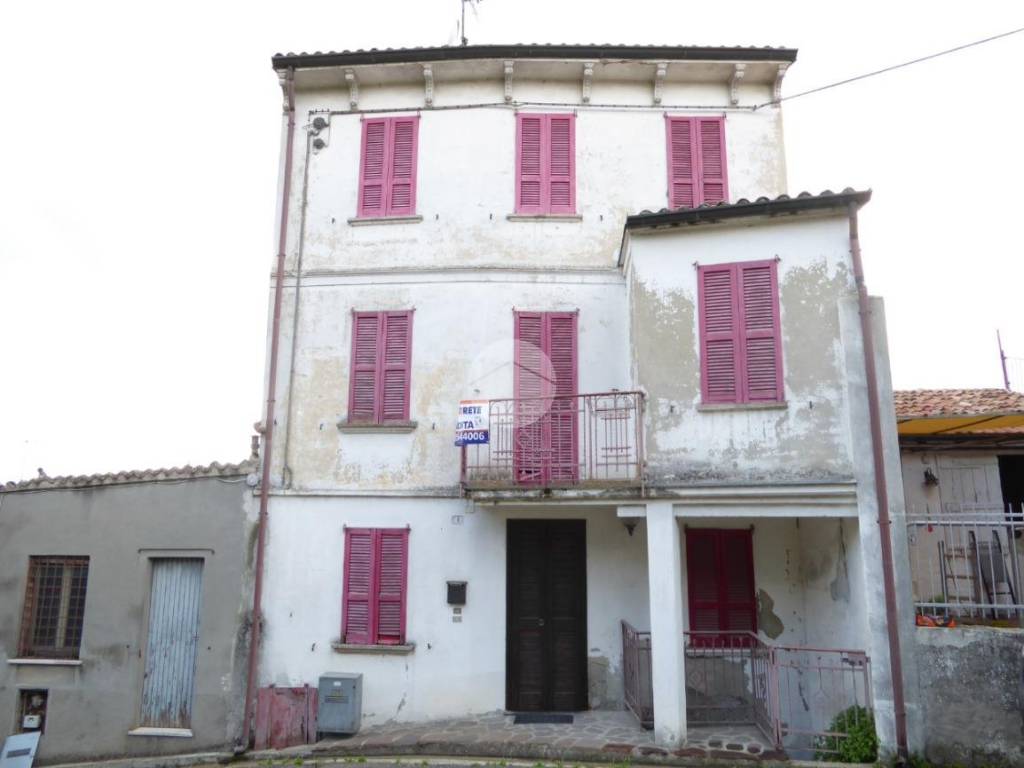 appartamento in vendita a Rovescala