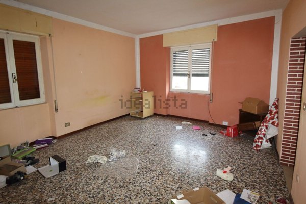 casa indipendente in vendita a Rovescala