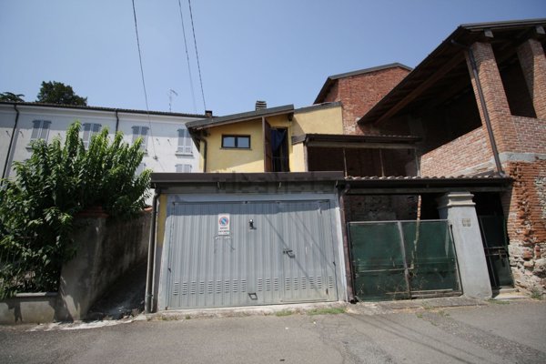 appartamento in vendita a Rovescala in zona Ca' Bella