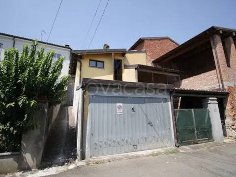 appartamento in vendita a Rovescala in zona Ca' Bella