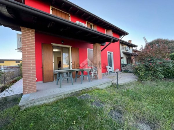 casa indipendente in vendita a San Cipriano Po