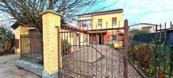 casa indipendente in vendita a San Cipriano Po
