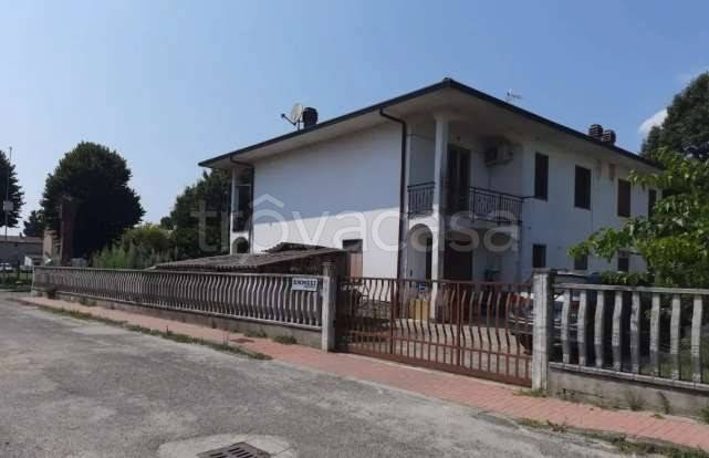 appartamento in vendita a San Cipriano Po