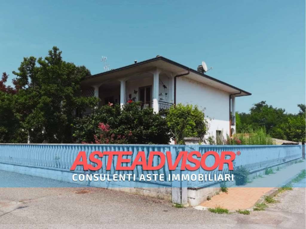 casa indipendente in vendita a San Cipriano Po