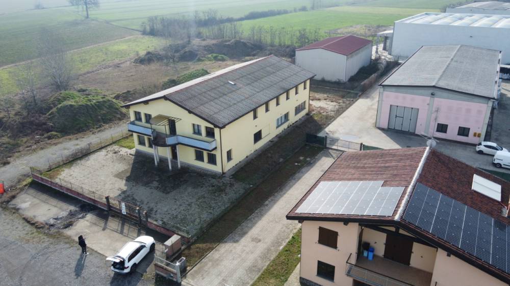 capannone in vendita a San Cipriano Po