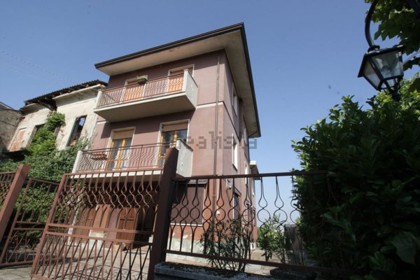casa indipendente in vendita a San Damiano al Colle