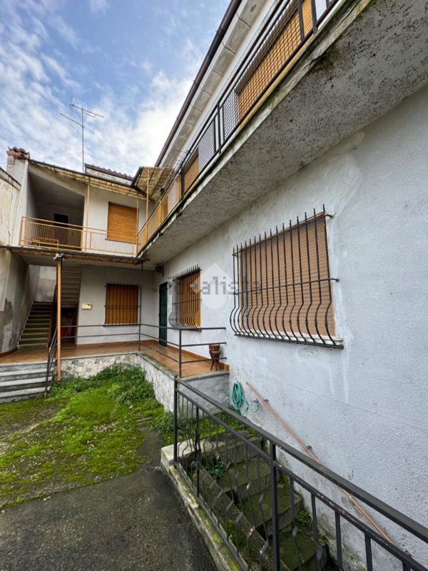 casa indipendente in vendita a San Damiano al Colle