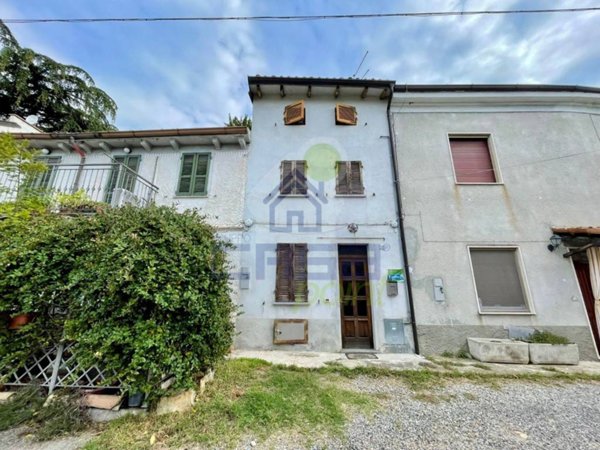 casa indipendente in vendita a San Damiano al Colle