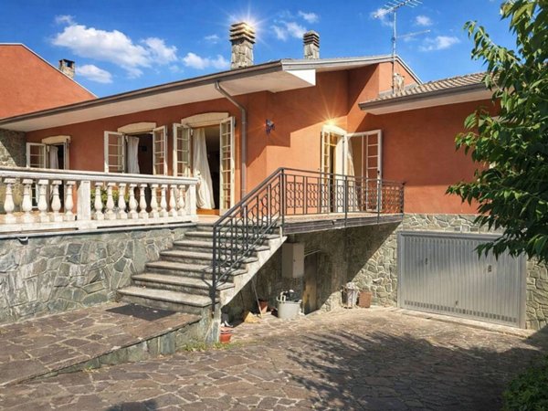 casa indipendente in vendita a San Damiano al Colle in zona Santa Giuliana