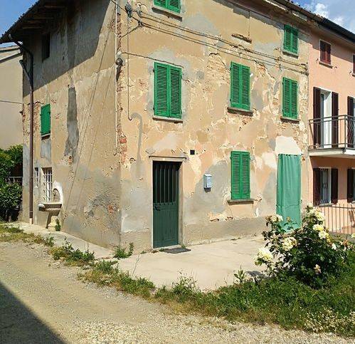 casa indipendente in vendita a San Damiano al Colle in zona Casalunga