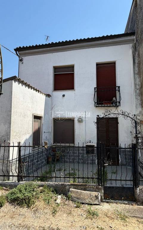 casa indipendente in vendita a San Damiano al Colle in zona Casalunga