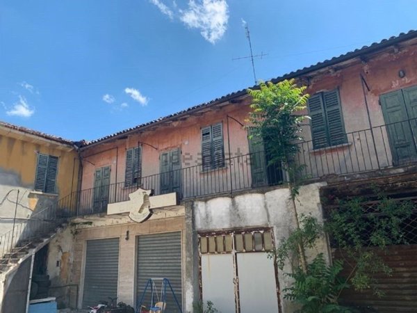 casa semindipendente in vendita a San Damiano al Colle in zona Santa Giuliana